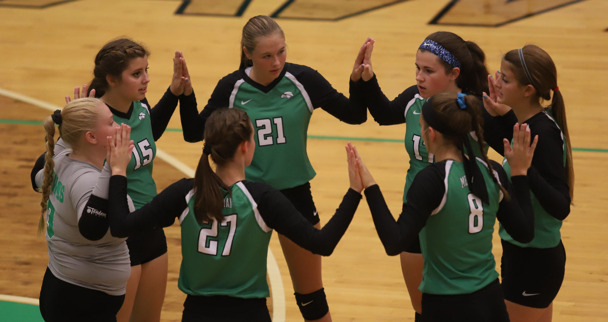 Meridian vs Riverton volleyball 20 9.10.18.jpg